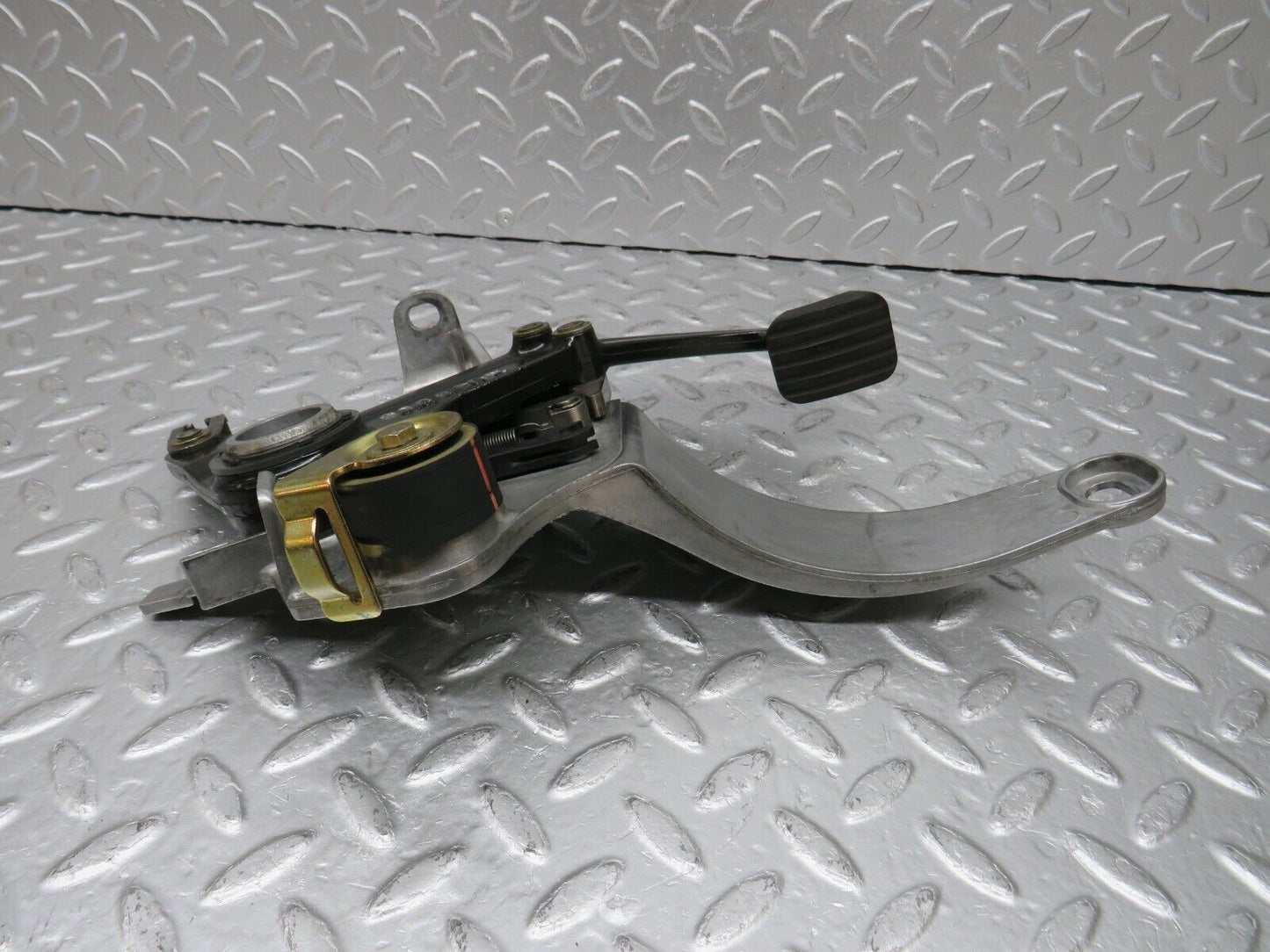 33268 Mercedes-Benz W202 C180 Parking Brake Pedal 2024270136 2024270101
