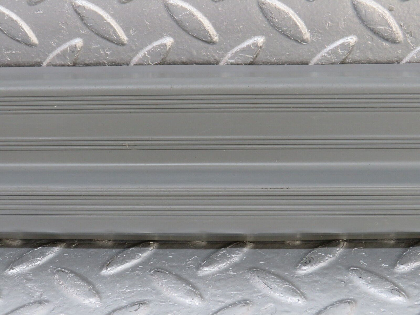 33589 Mercedes-Benz W201 190E 2.0L Front Right Door Sill Trim Grey