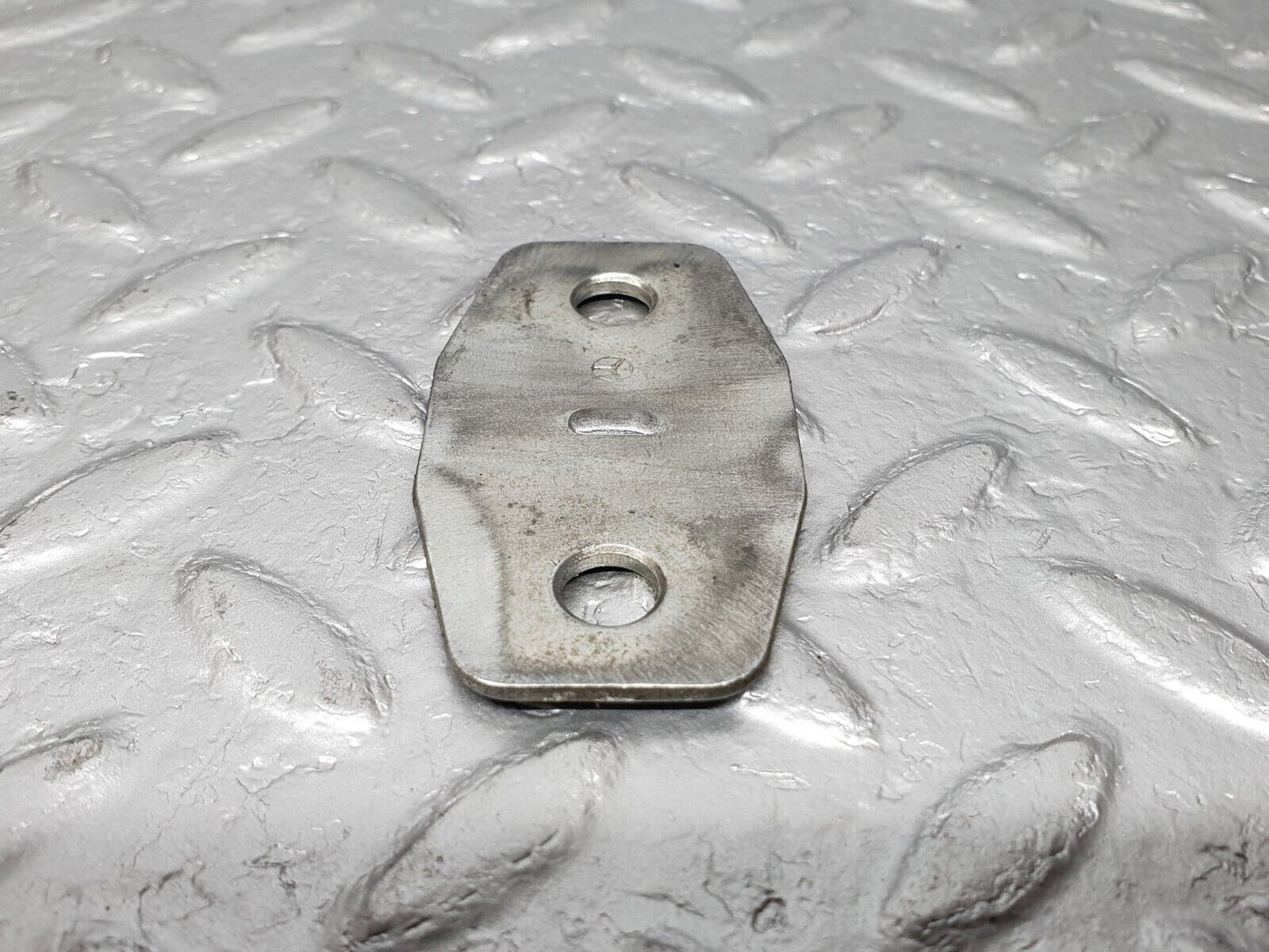 41692 Mercedes-Benz W124 200E Door Lock Latch