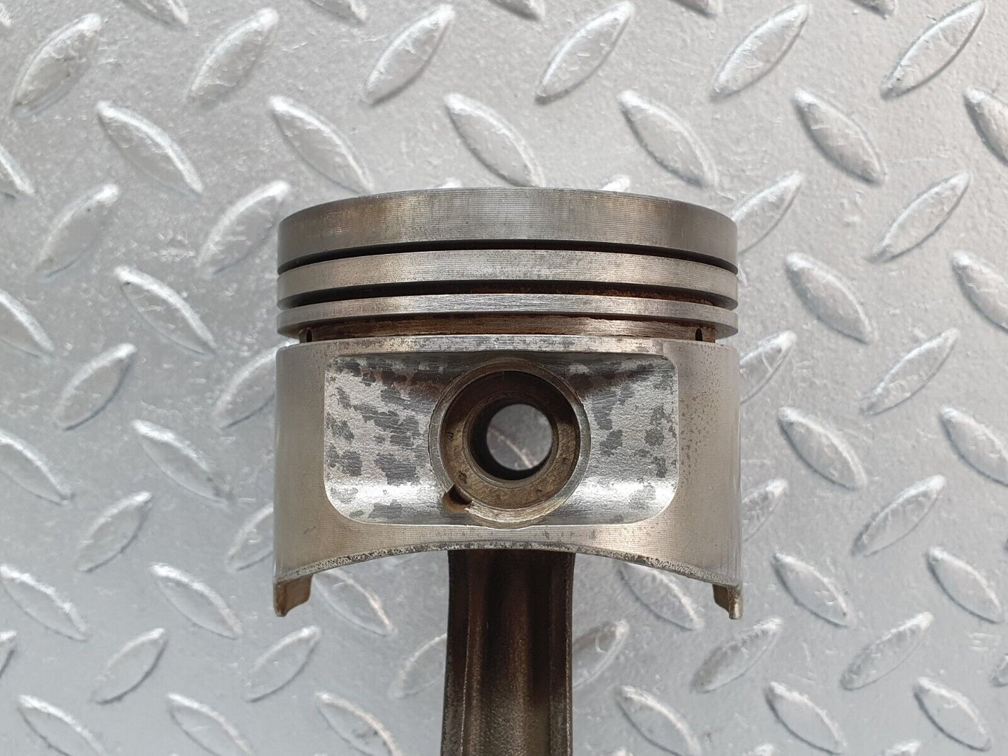 43775 Mercedes-Benz C126 380SEC Coupe Piston With Connecting Rod 88.010 11610