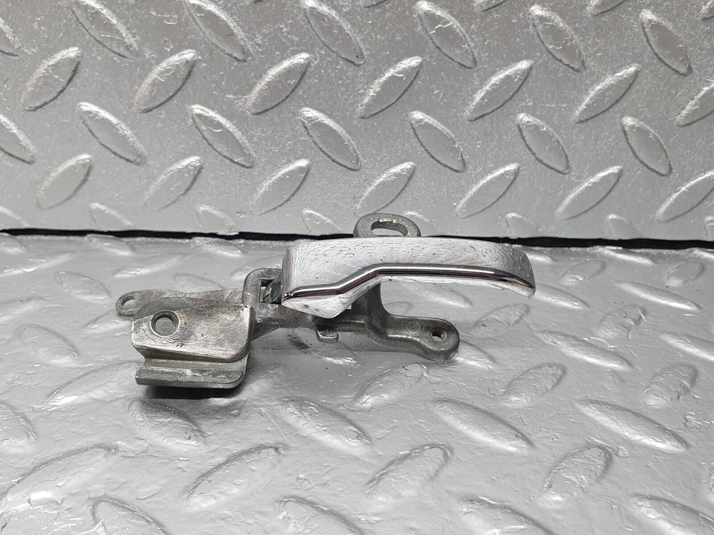43109 Mercedes-Benz W108 280SE Rear Right Interior Door Handle Chrome 1157660219