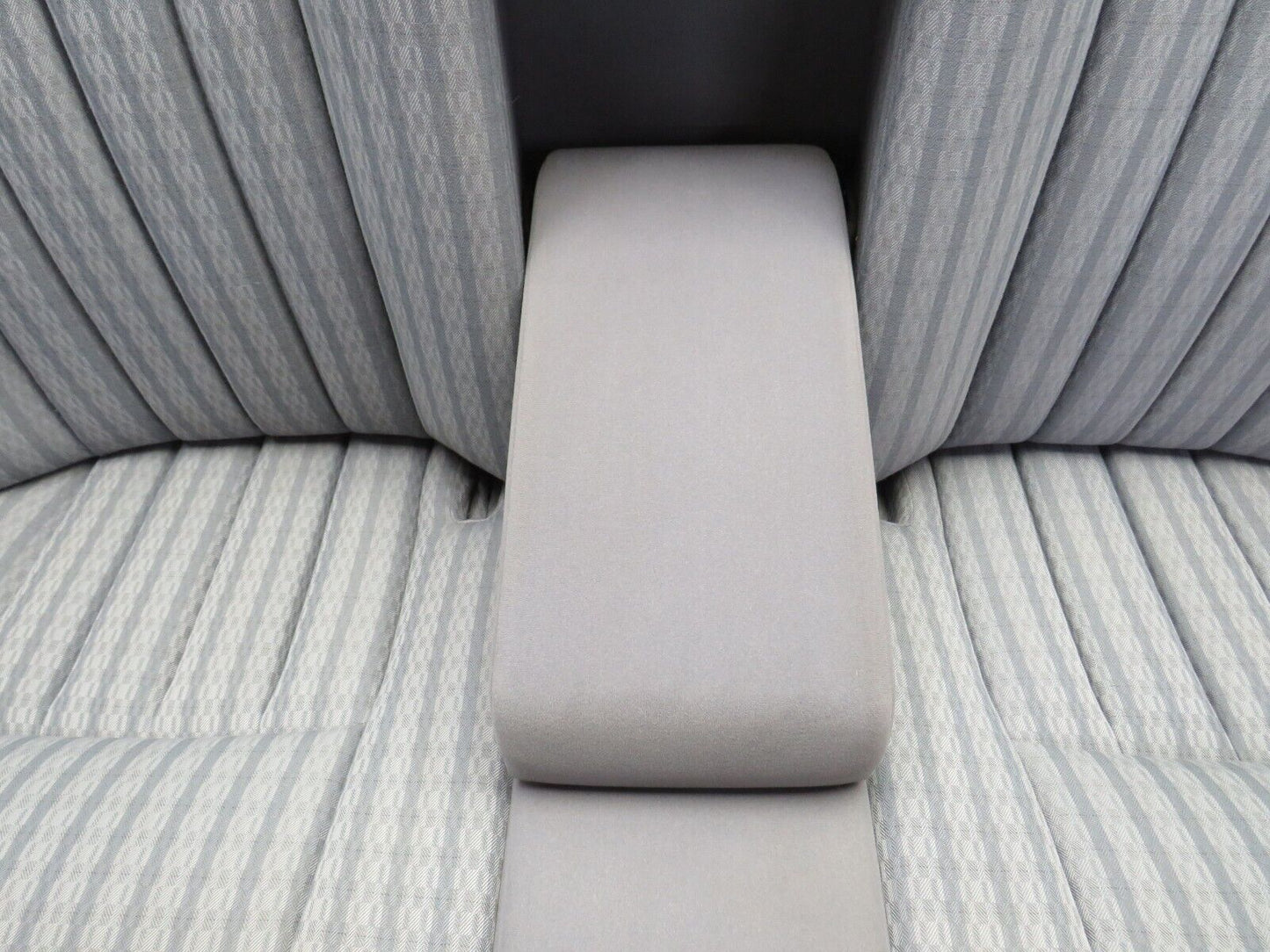 30325 Mercedes-Benz W124 230E Rear Seat 1249202216