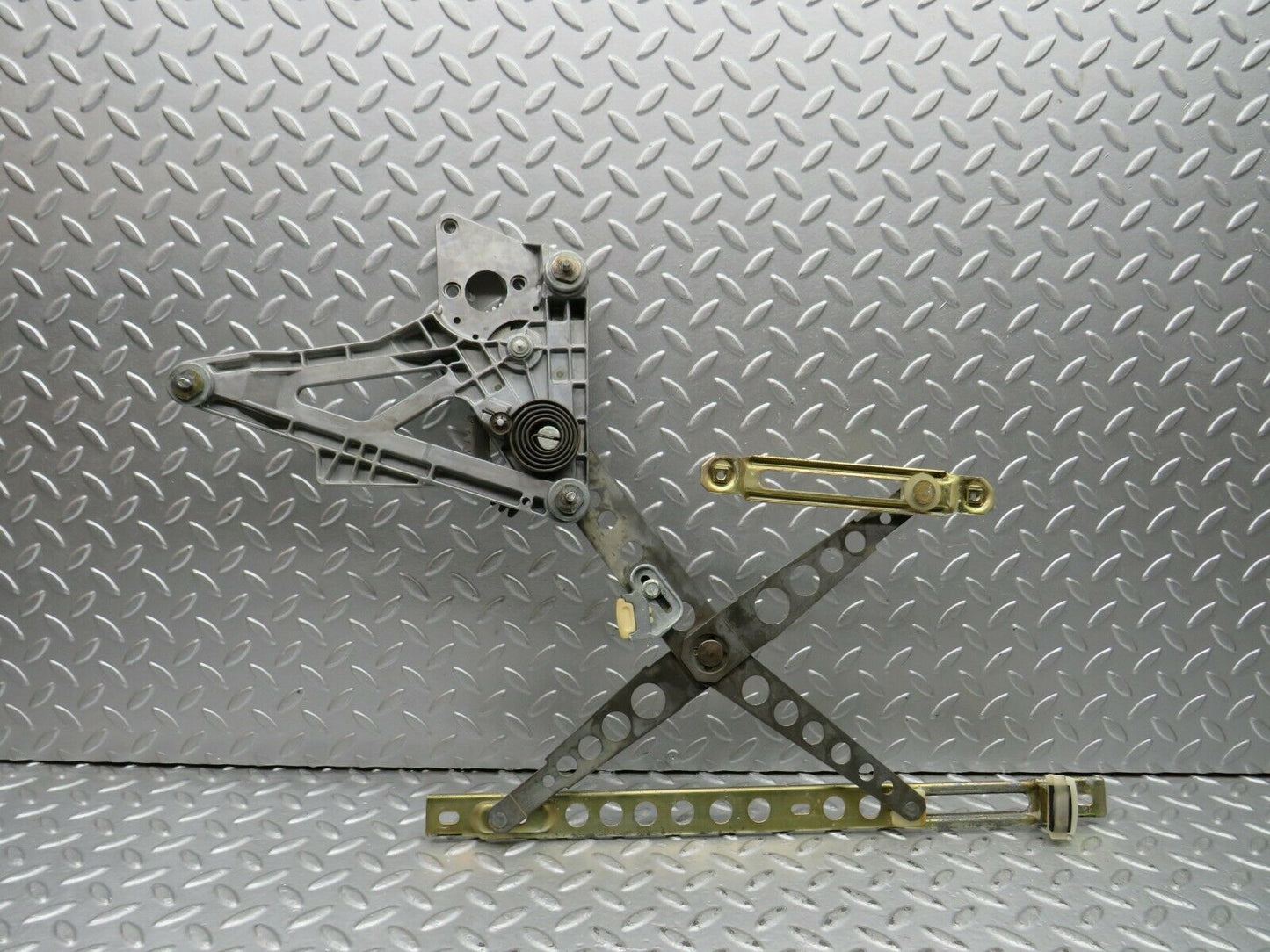 22012 Mercedes-Benz S123 280TE Front Right Power Window Regulator 1237202846
