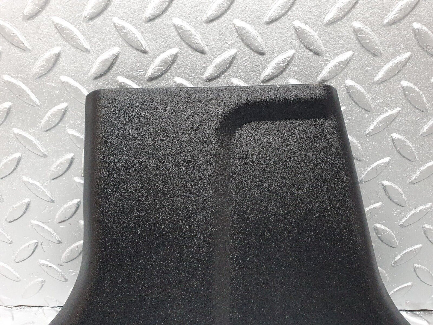 41780 Mercedes-Benz W202 C200 B Pillar Bottom Cover Left 2026902330