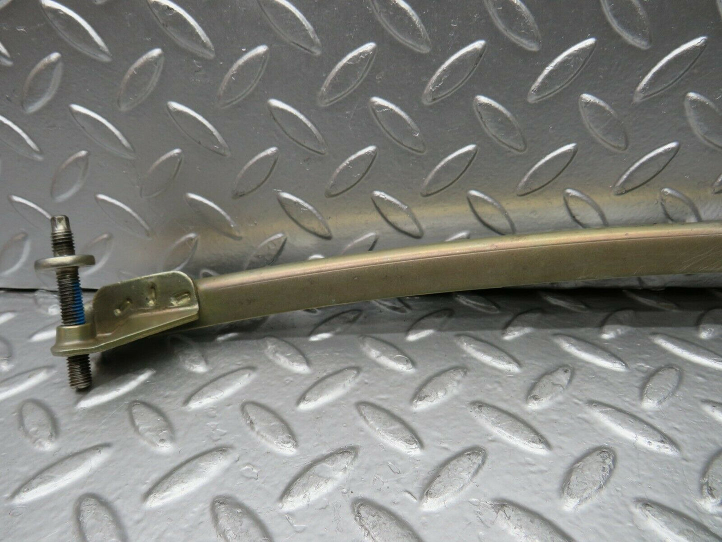 22533 Mercedes-Benz C124 E220 Coupe Left Door Window Channel