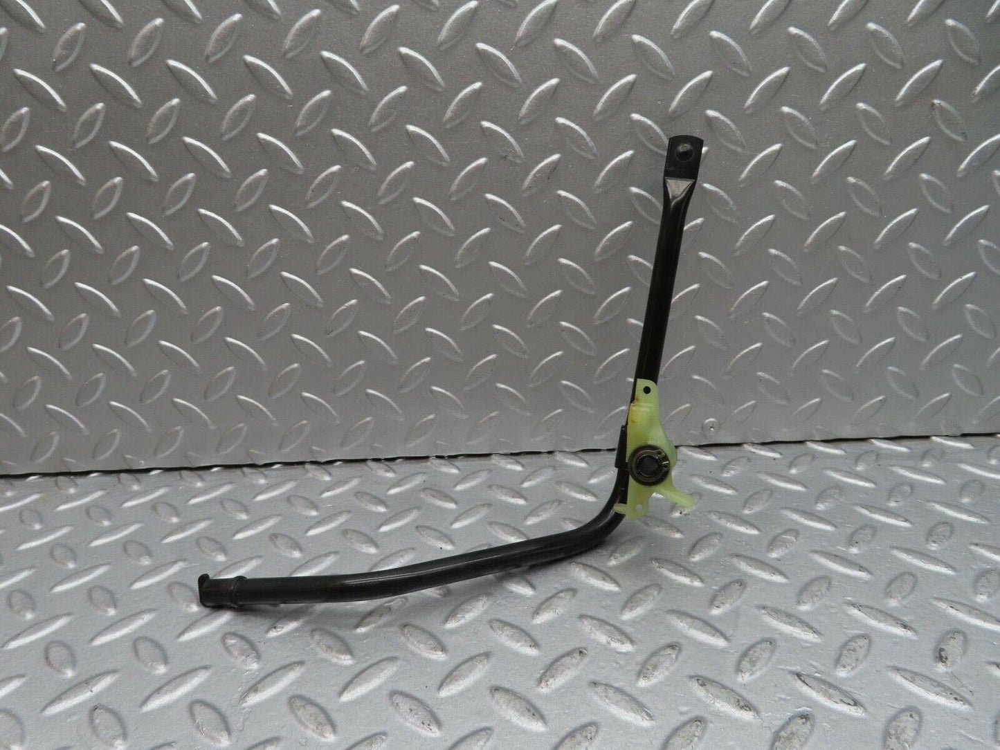 16215 Mercedes-Benz W124 260E Accelerator Pedal Linkage 2013010218