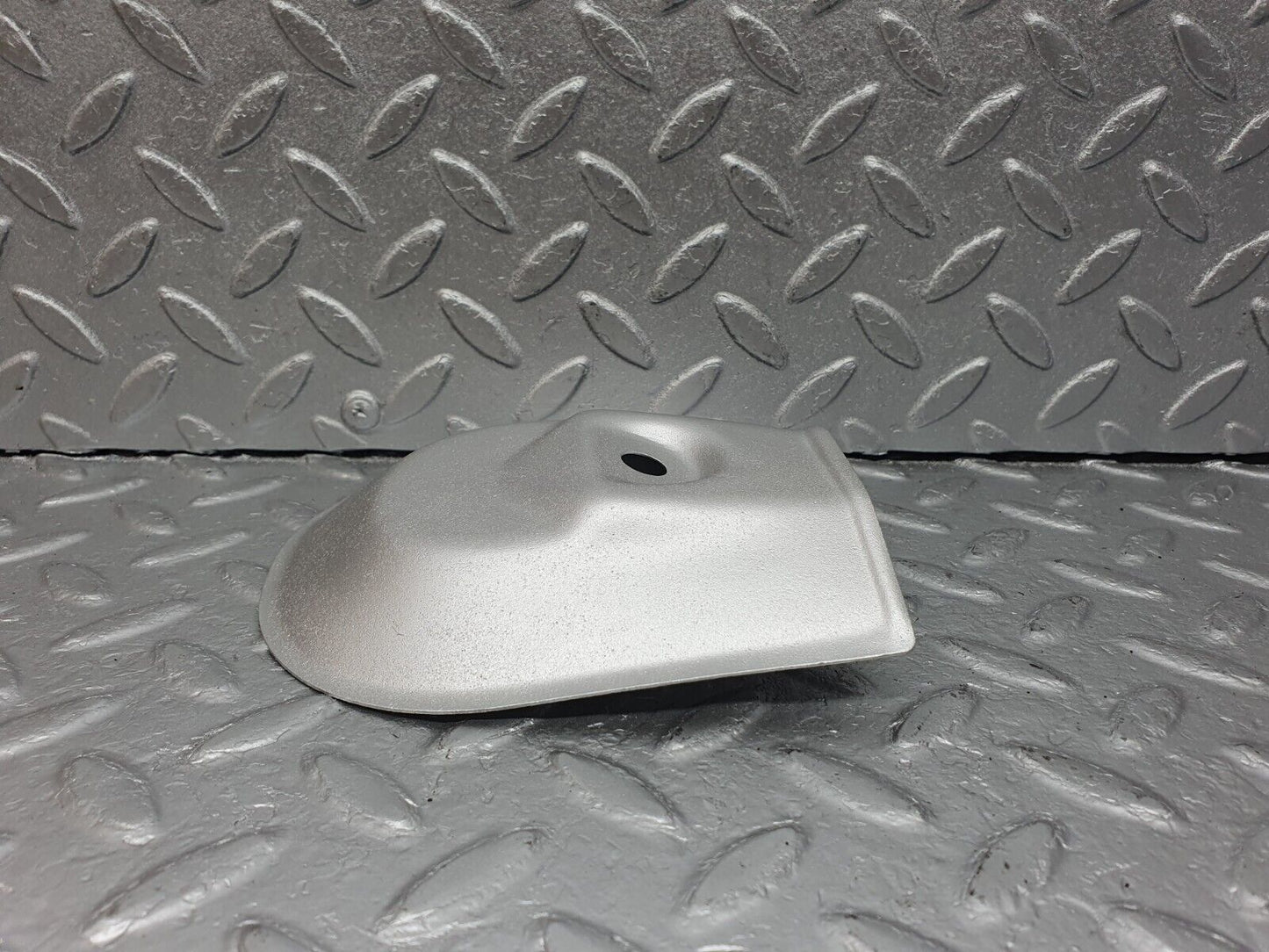 41523 Mercedes-Benz W124 200E Engine Mount Bracket Heat Shield Right Side