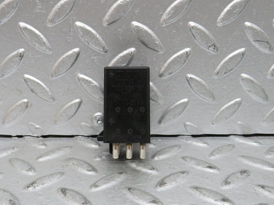 28316 Mercedes-Benz S123 240D Wagon Intermittent Wiper Relay 0008210863