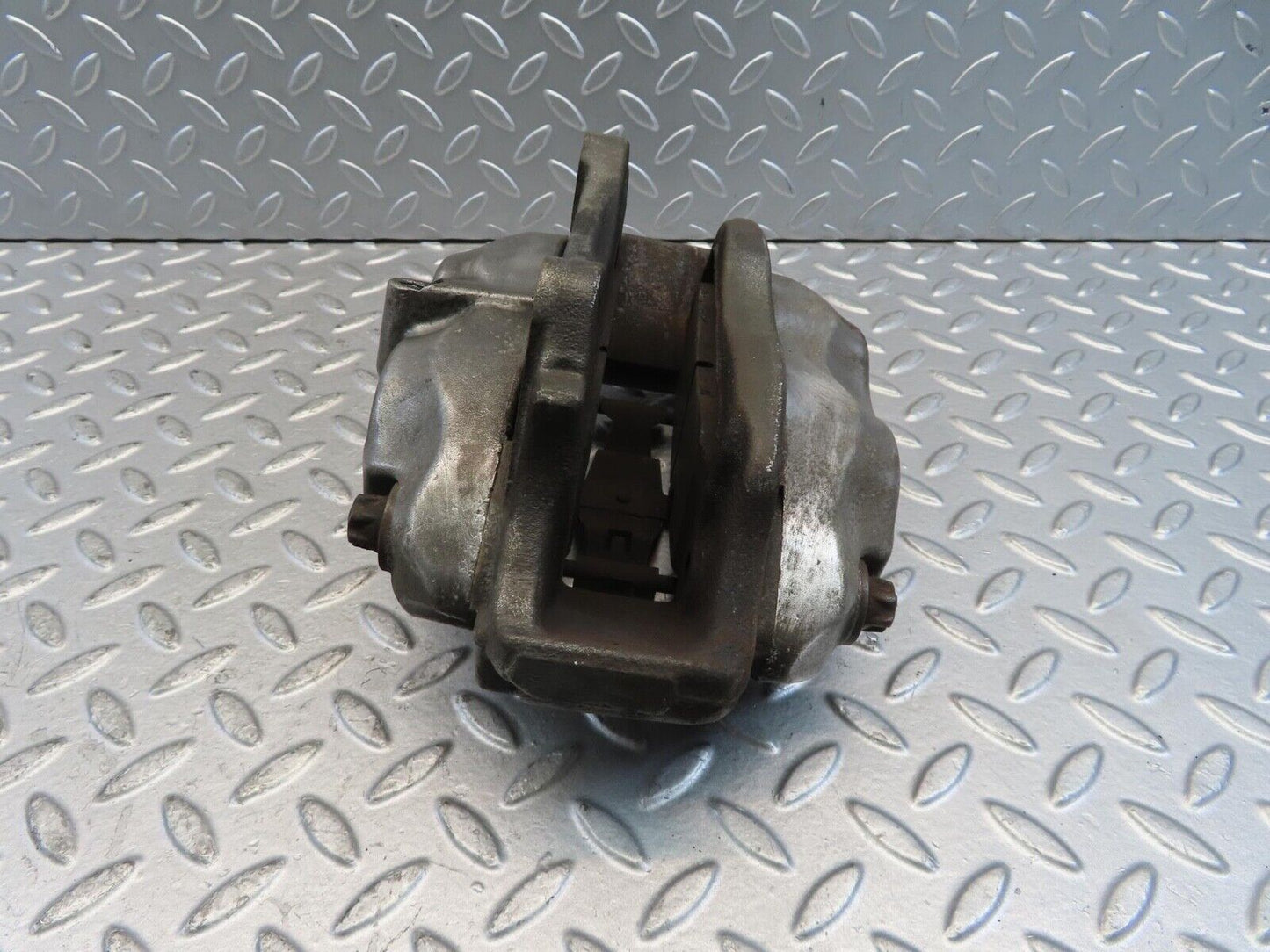 11309 Mercedes-Benz W221 S320 Front Left Brake Caliper