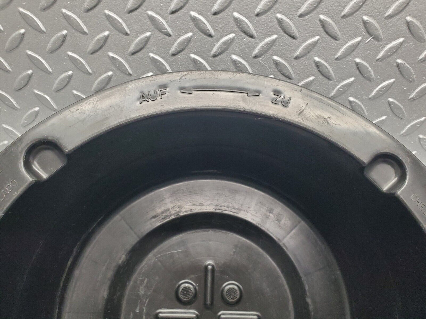 44051954