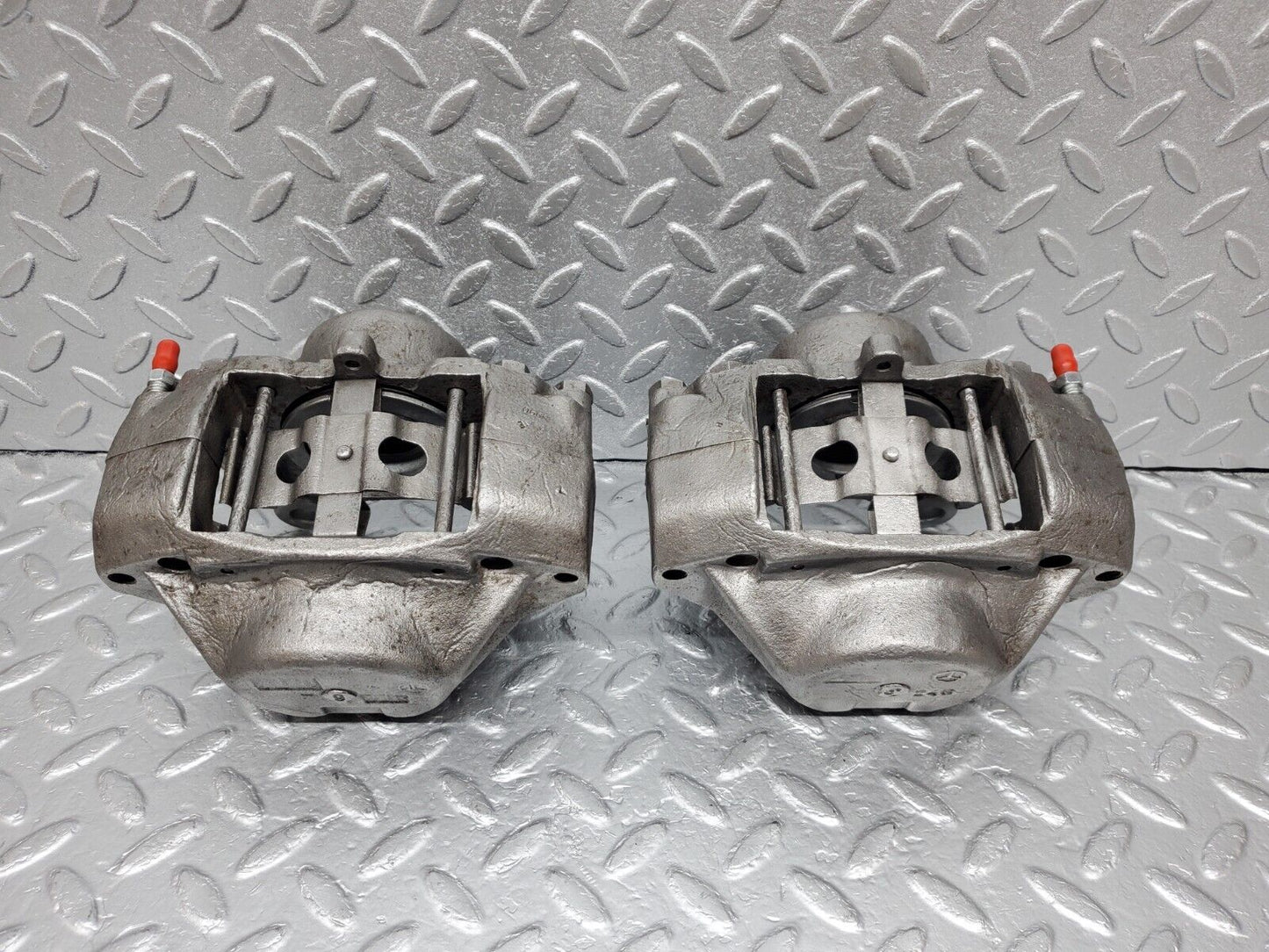 45916 Mercedes-Benz W126 420SE Front Brake Caliper Left & Right ATE