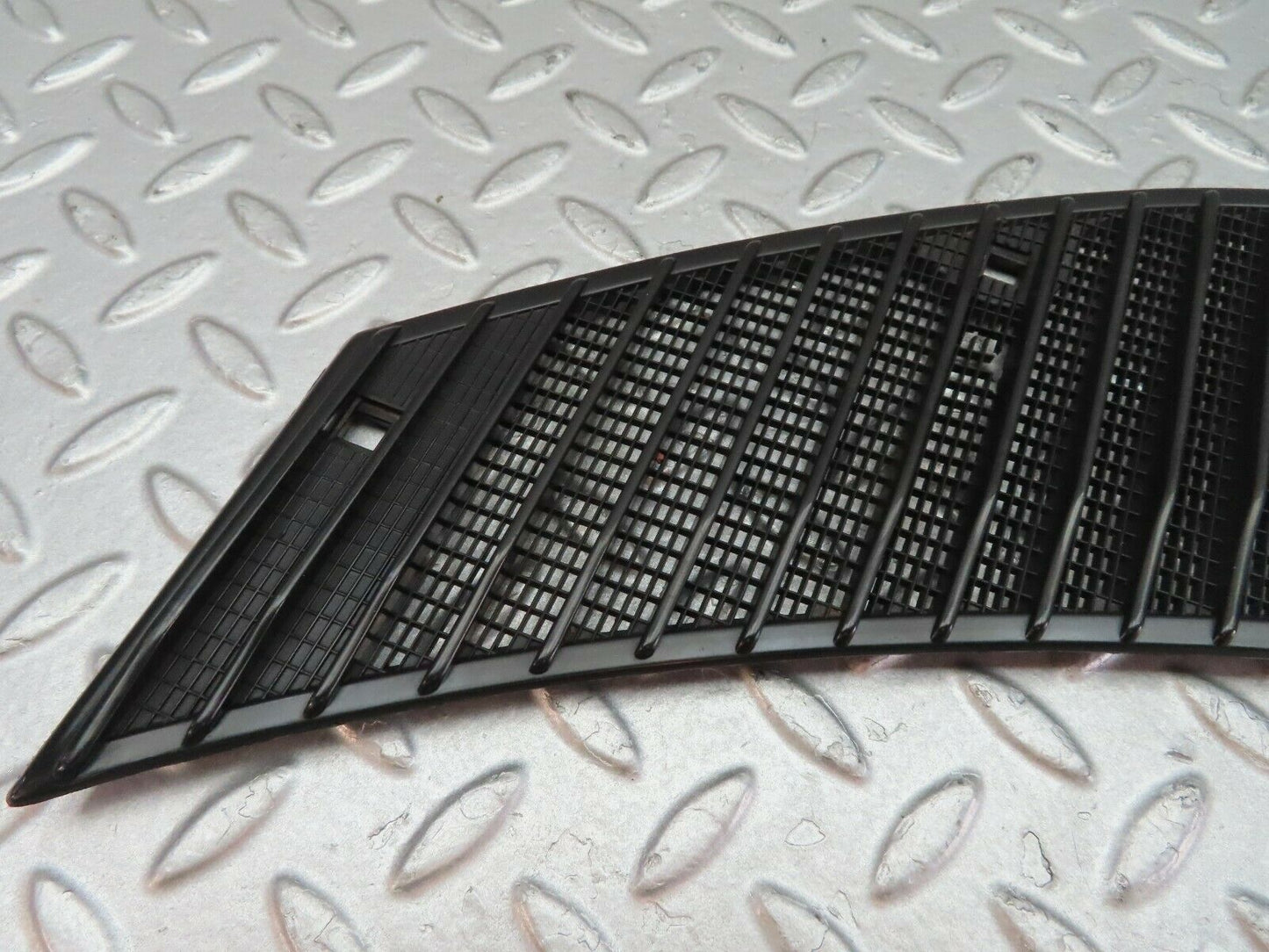 9578 Mercedes-Benz C123 280CE Coupe Air Intake Grill Left Side 1238362965