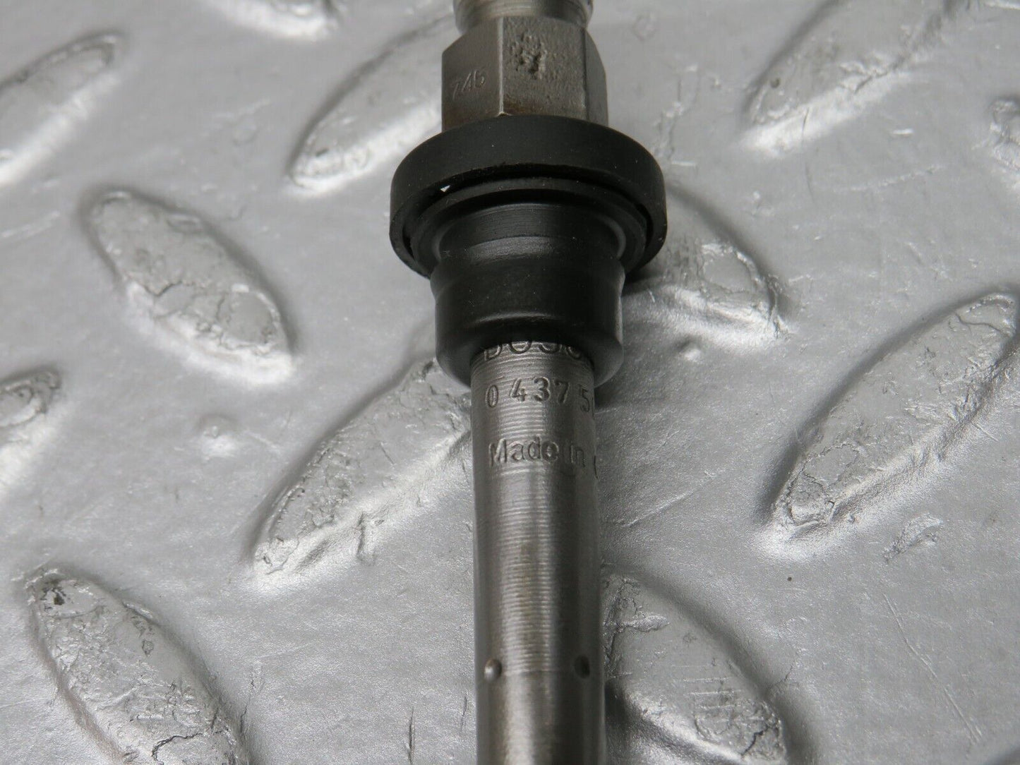 32708 Mercedes-Benz S124 300TE Wagon Fuel Injector Bosch 0437502010