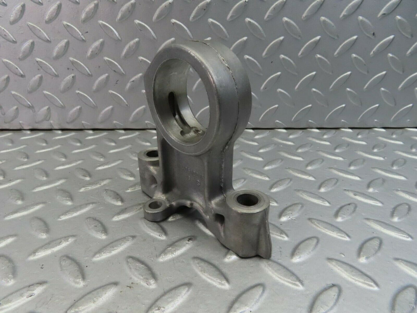 9126 Mercedes-Benz W108 Camshaft Tower Bearing 1140510016