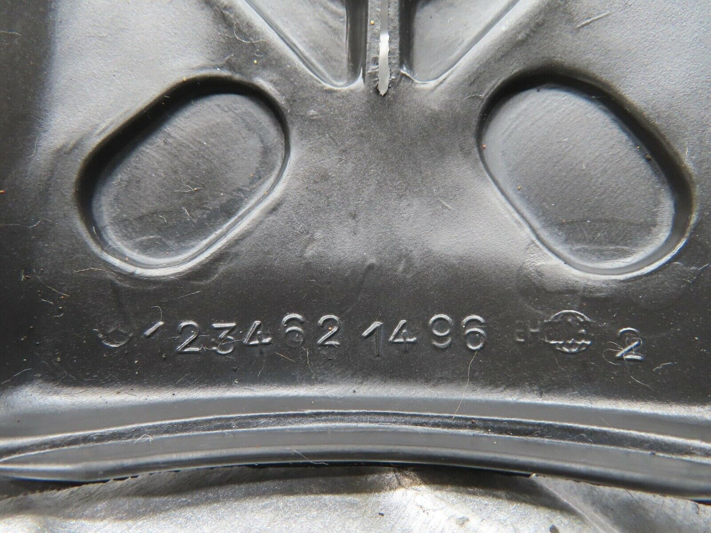 13622 Mercedes-Benz W123 200 Steering Column Switch Rubber Cover 1234621496
