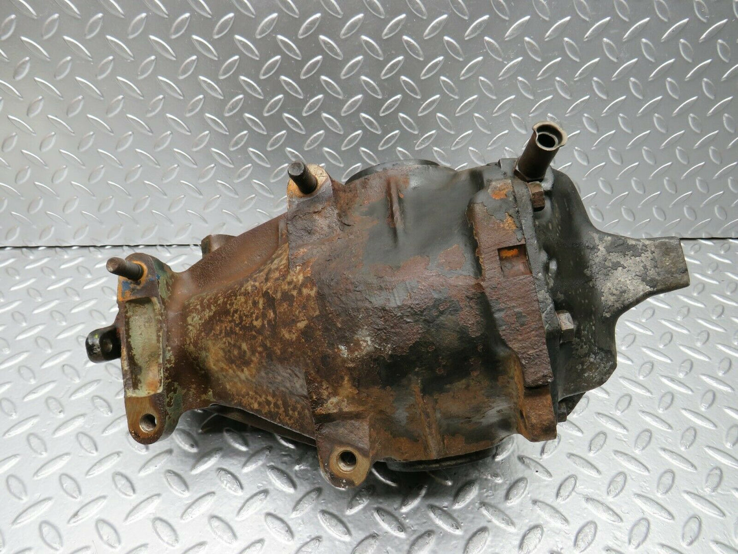 22650 Mercedes-Benz S123 280TE Wagon Rear Differential Ratio 3.58 1153513208