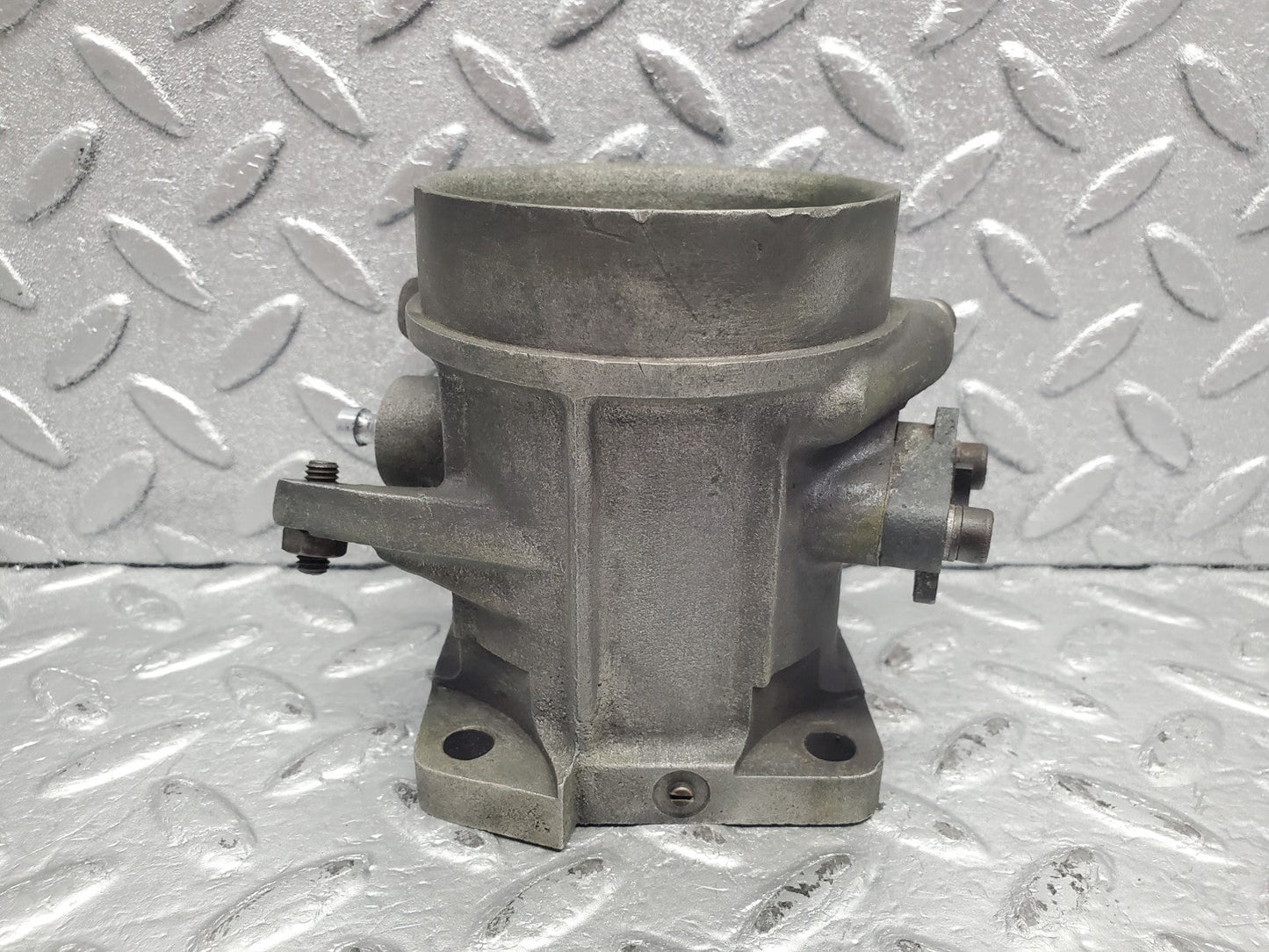 W112 throttle body valve used OEM