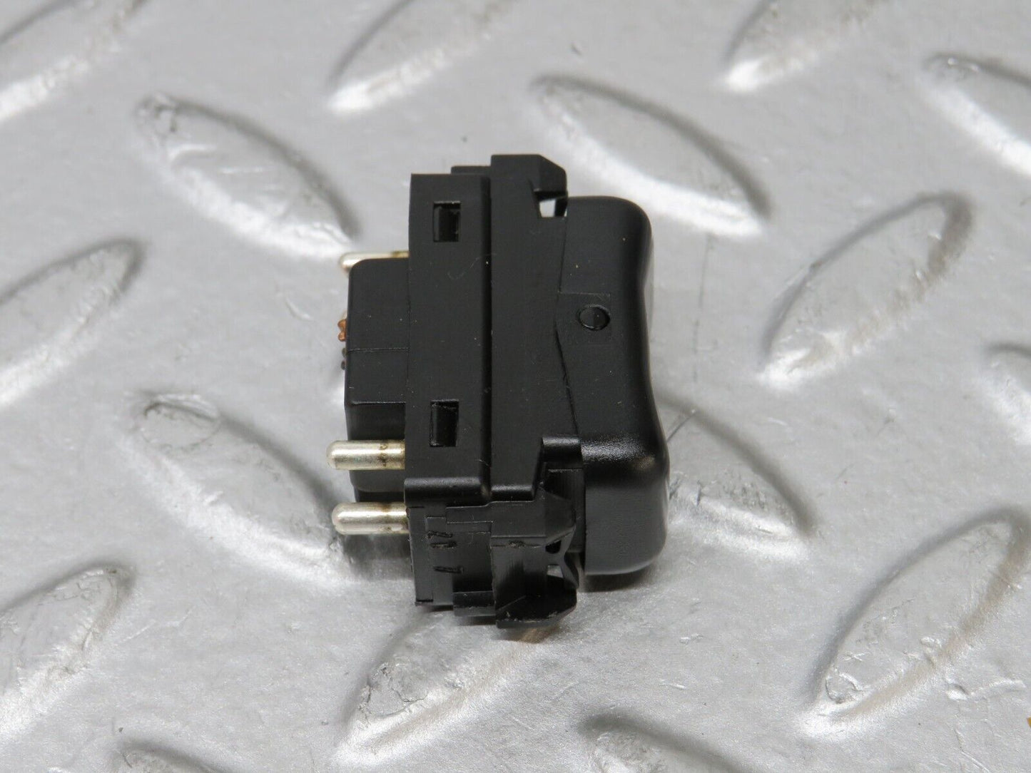 36913 Mercedes-Benz C126 420SEC Coupe Electric Window Switch Right 1248204510