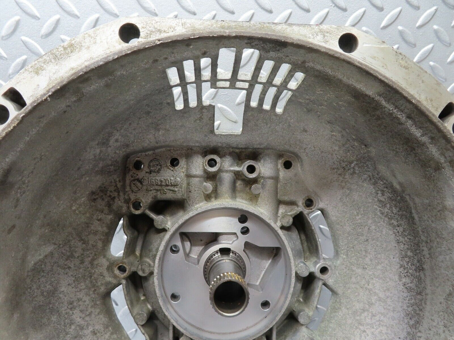 19787 Mercedes-Benz R107 450SL Automatic Gearbox Bell Housing