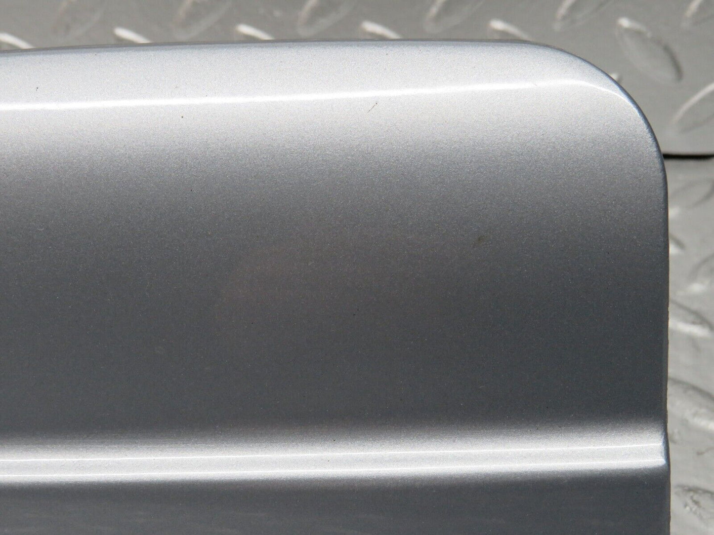 32064 Mercedes-Benz W123 230E Fuel Tank Flap Cap 1235840039