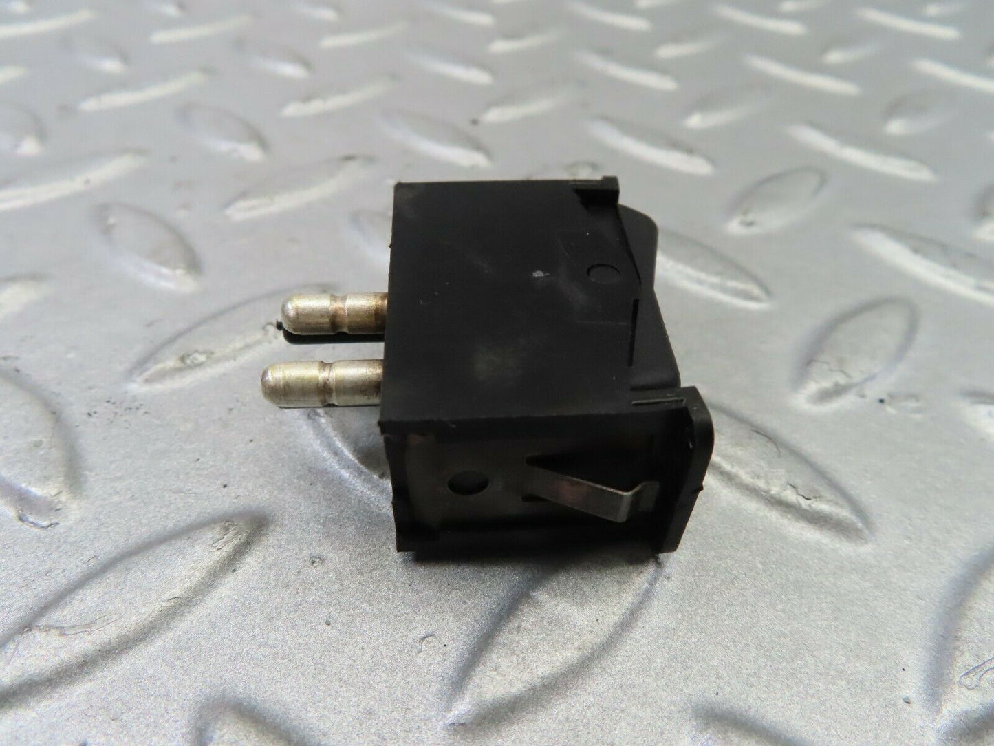 7472 Mercedes-Benz W116 450SE Switch