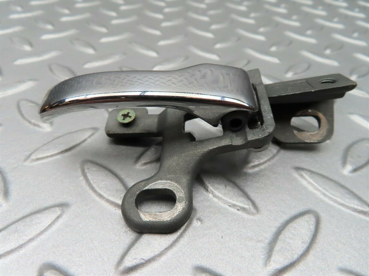 3717 Mercedes-Benz S123 200T Wagon Chrome Door Handle Right 1237600261