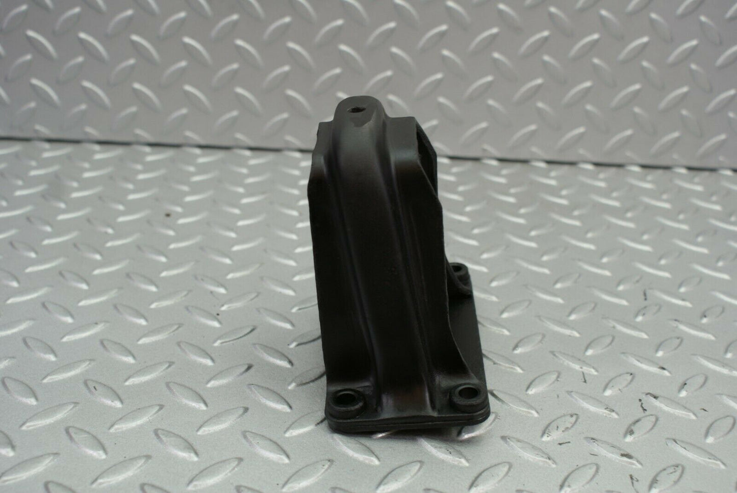 2567 Mercedes-Benz W116 350SE Rear Differential Mount