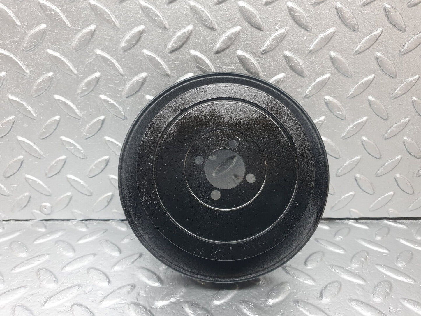 42819 Mercedes-Benz W201 190 2.0L Water Pump Pulley 1022001005