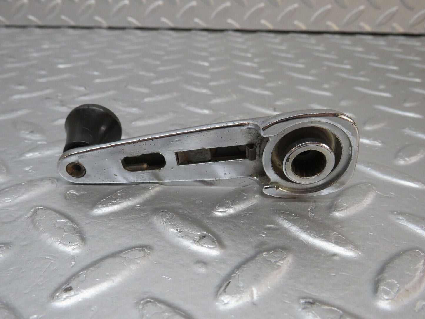 40223 Mercedes-Benz W110 230 Window Lifter Crank Handle