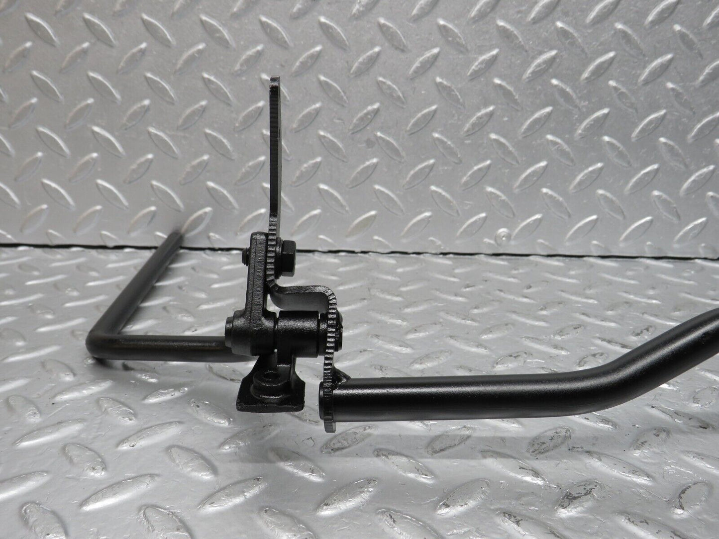 40121 Mercedes-Benz R107 350SL Accelerator Pedal Linkage