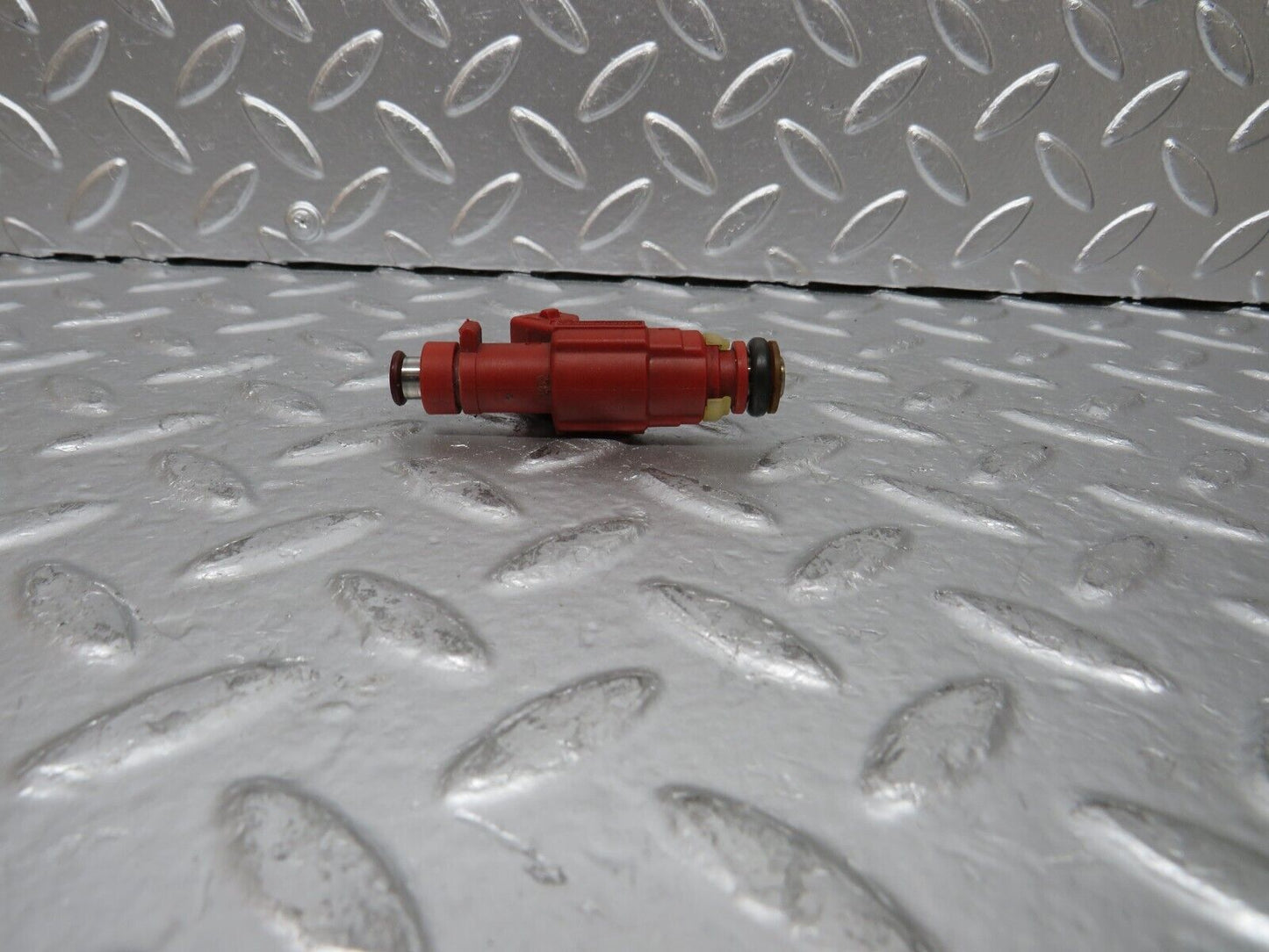 24909 Mercedes-Benz W140 S320 Fuel Injector Bosch 0000788623