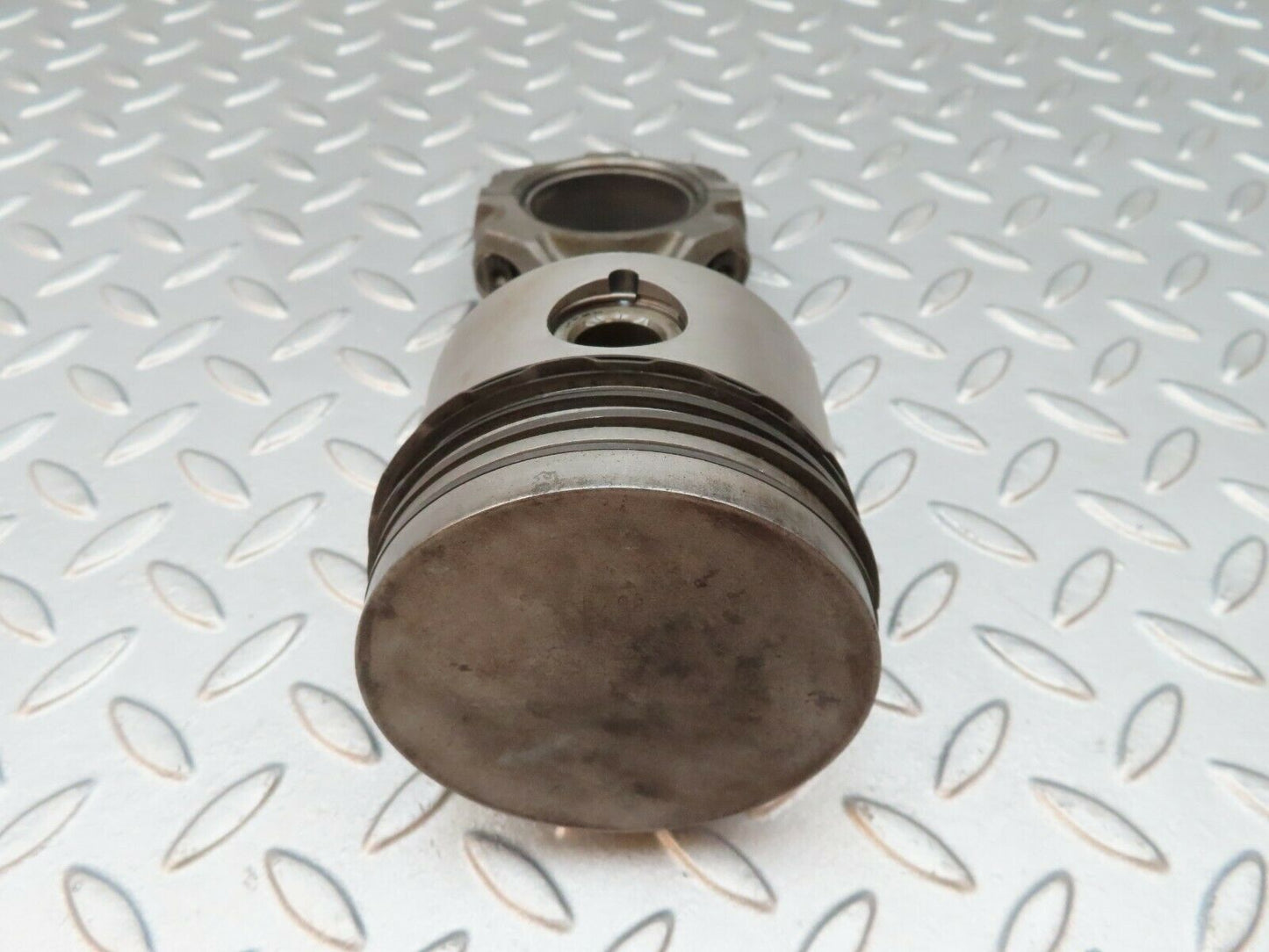 3507 Mercedes-Benz W108 280SE Piston With Connecting Rod 86.49 mm