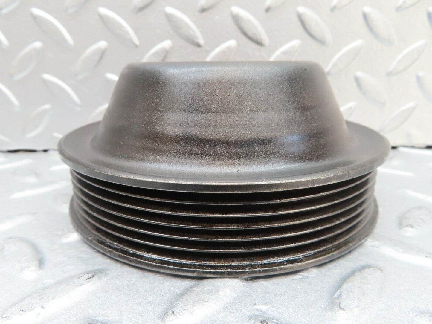 16432 Mercedes-Benz W124 260E Water Pump Pulley 1264600379