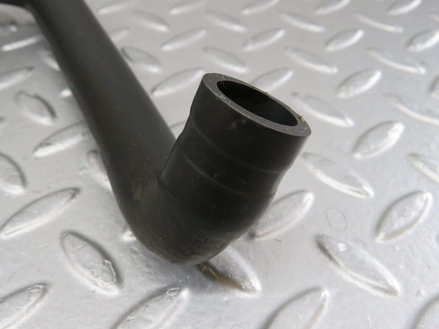 34993 Mercedes-Benz W210 320E Engine Coolant Hose Pipe 2105015882 2108324594