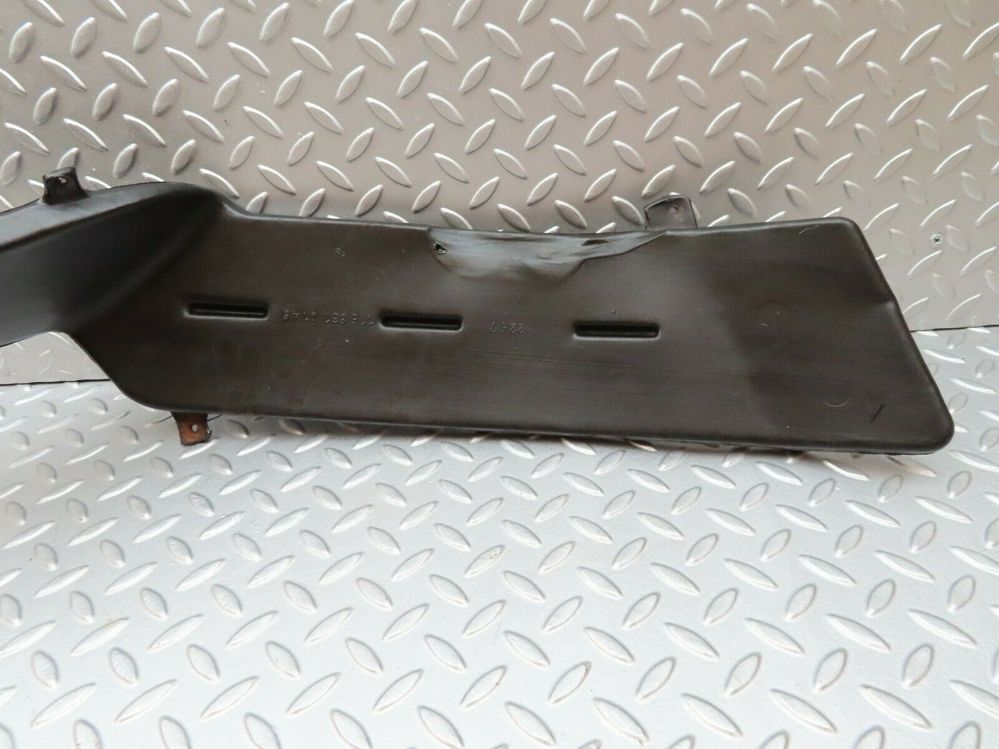 4605 Mercedes-Benz W114 280CE Coupe Air Duct Heater Ventilation L 1158310145