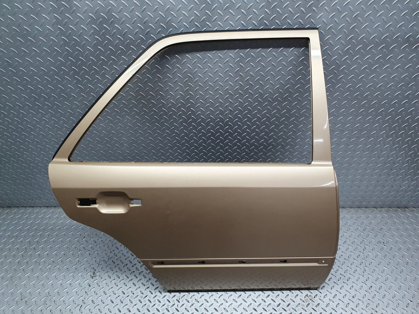 41369 Mercedes-Benz W124 200E Rear Right Door