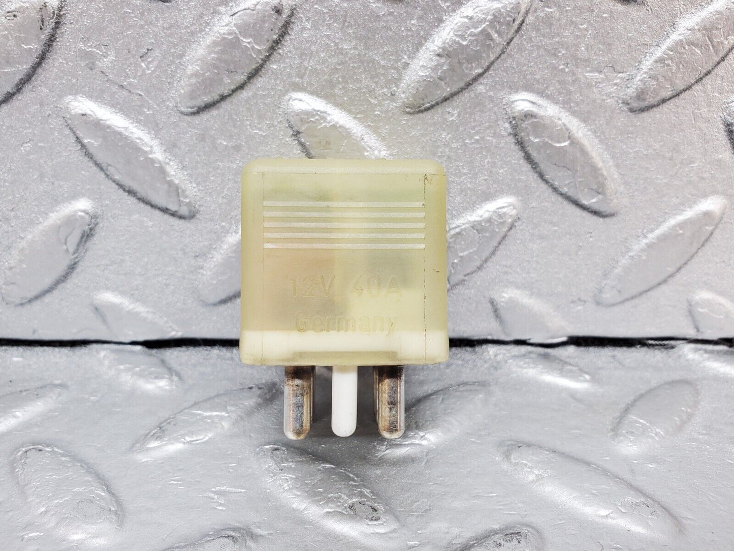 44945 Mercedes-Benz R129 300SL Coupe Door Window Control Relay 0015427819