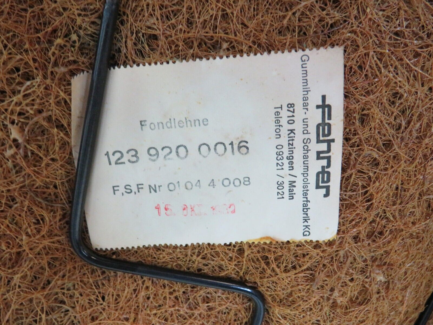 29615 Mercedes-Benz W123 230E Rear Seat Beige