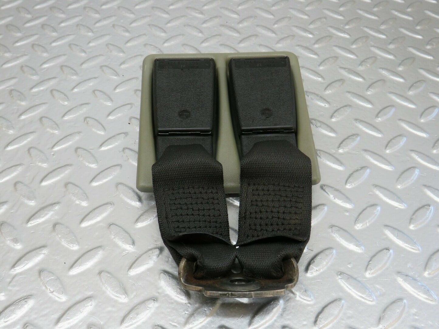 24378 Mercedes-Benz S124 220TE Seat Belt For Third Row Seat Set 1248602785