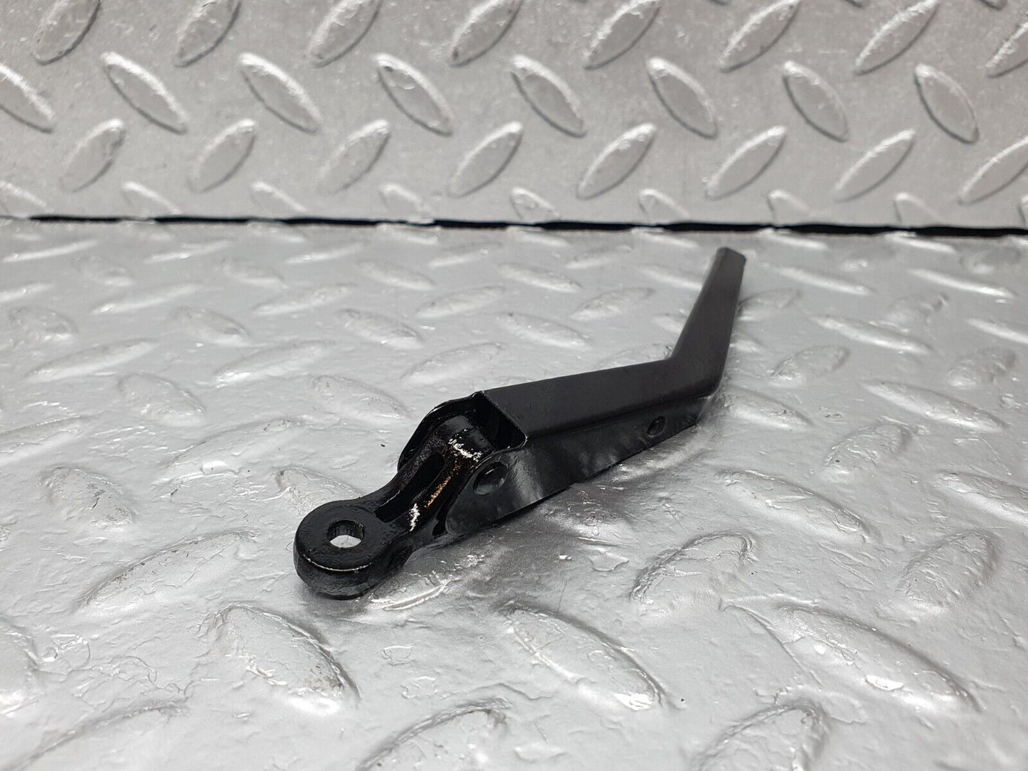 44078 Mercedes-Benz C123 230CE Coupe Headlight Wiper Arm Left Side