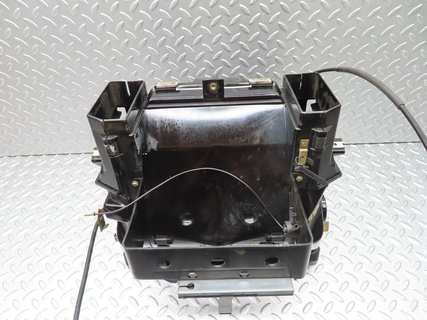 18120 Mercedes-Benz W123 200 Heater Box Blower Housing 1238301662