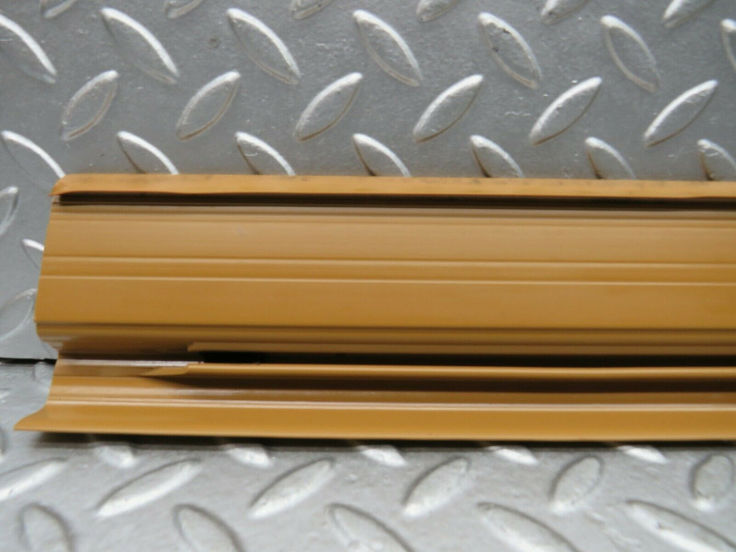 21999 Mercedes-Benz S123 280TE Wagon Rear Left Door Sill Trim Palomino