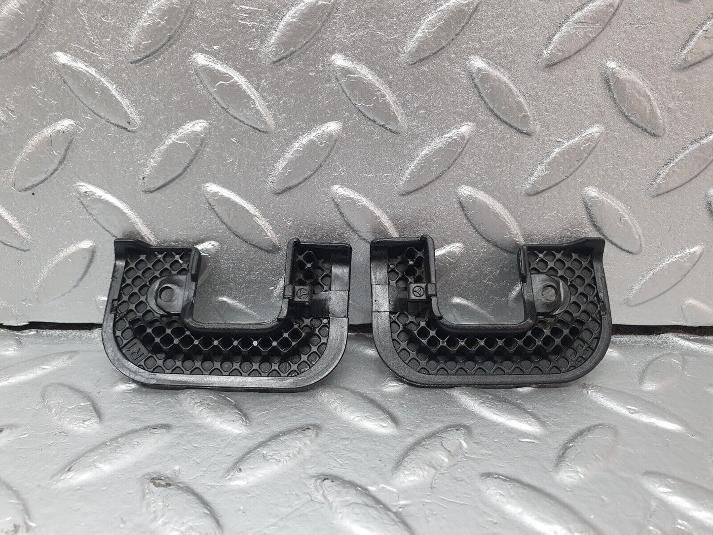 42391 Mercedes-Benz R129 320SL Coupe Interior Door Latch Trim