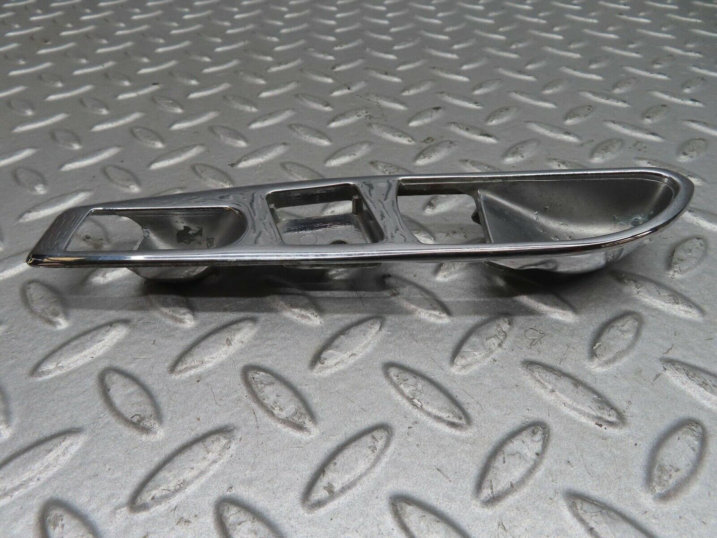 13860 Mercedes-Benz R107 450SL Interior Door Handle Chrome Surround Right