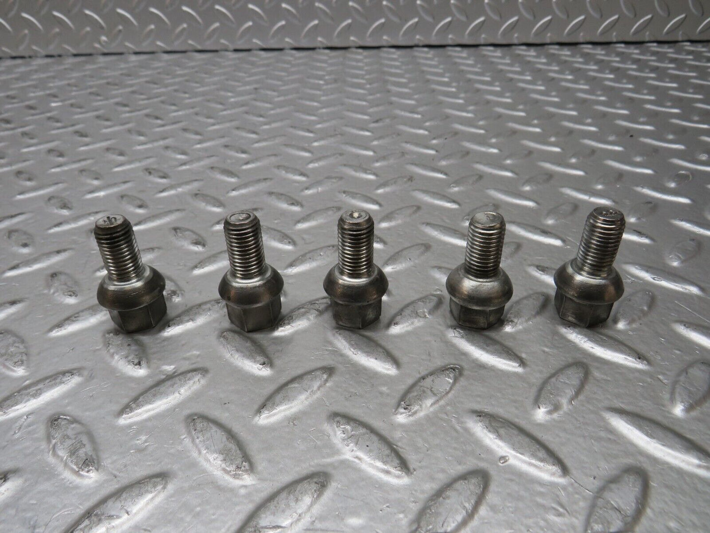 28888 Mercedes-Benz 5x Steel Wheel Lug Bolt M12x1.5