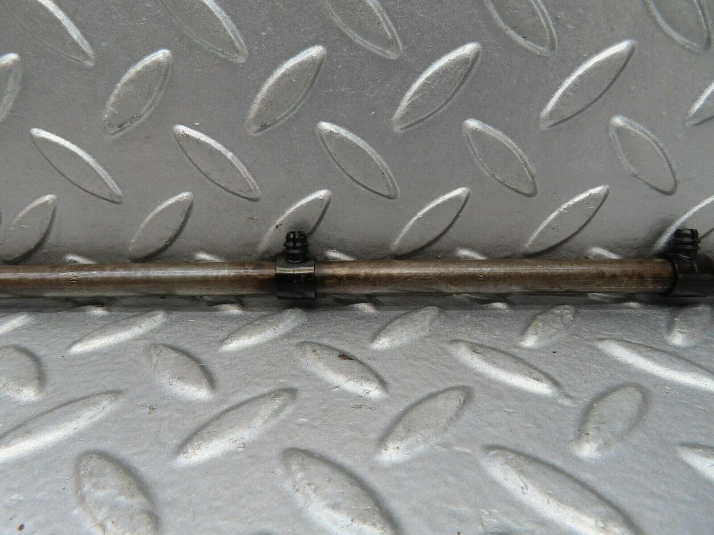 15683 Mercedes-Benz 1979 R107 450SL Camshaft Oil Tube