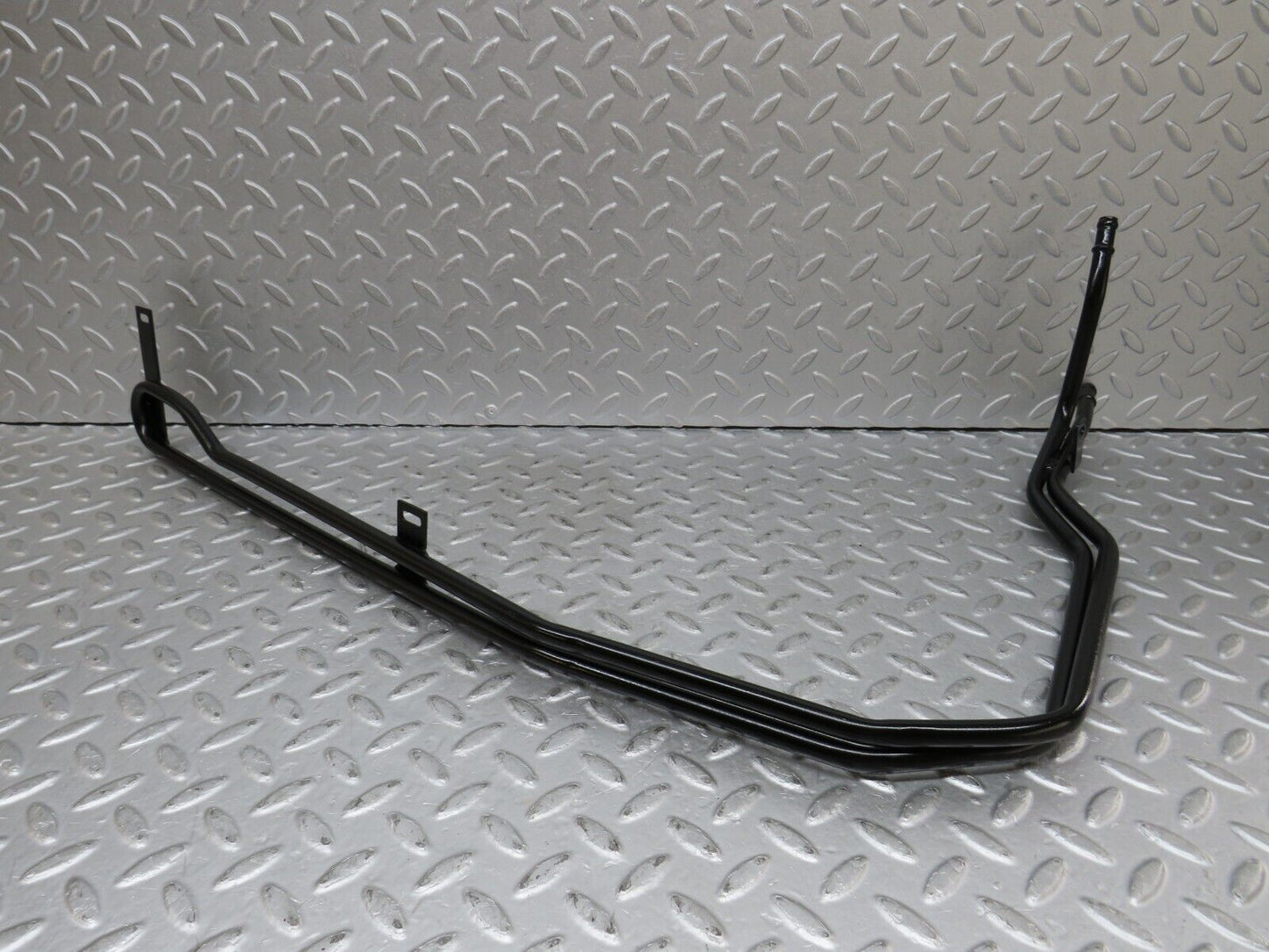 36375 Mercedes-Benz W126 420SE Oil Cooling Line Pipe