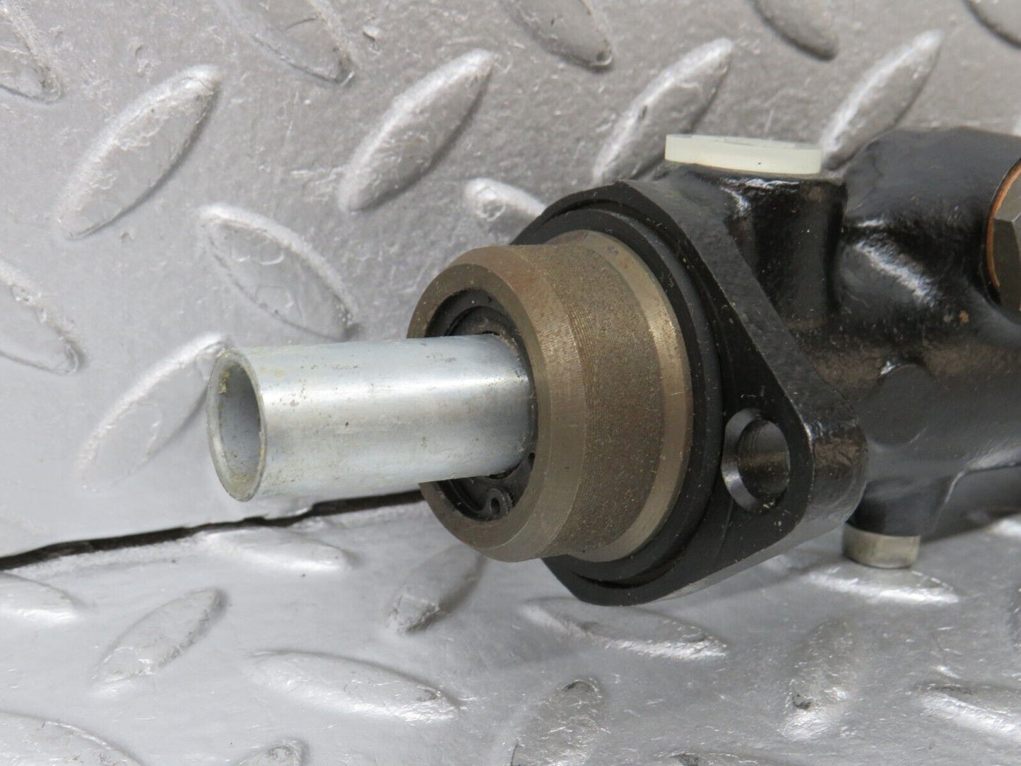 38219 Mercedes-Benz W110 W111 Brake Master Cylinder ATE New 03.2123-0609.3