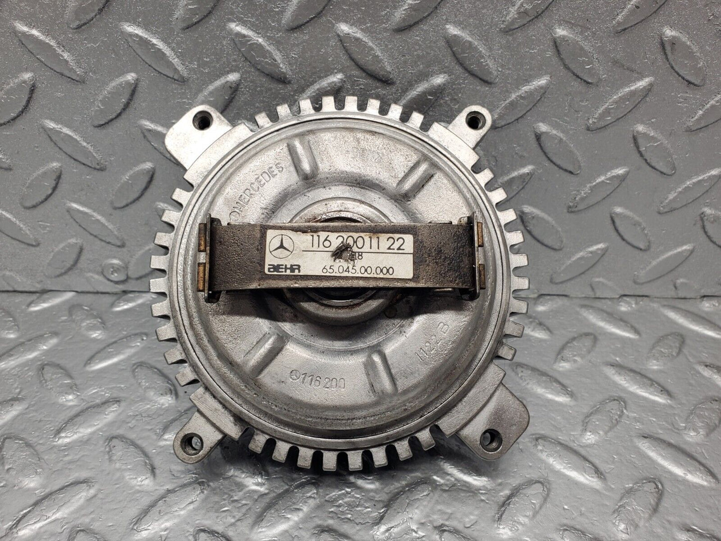 46030 Mercedes-Benz W126 420SE Engine Cooling Fan Clutch 1162001122