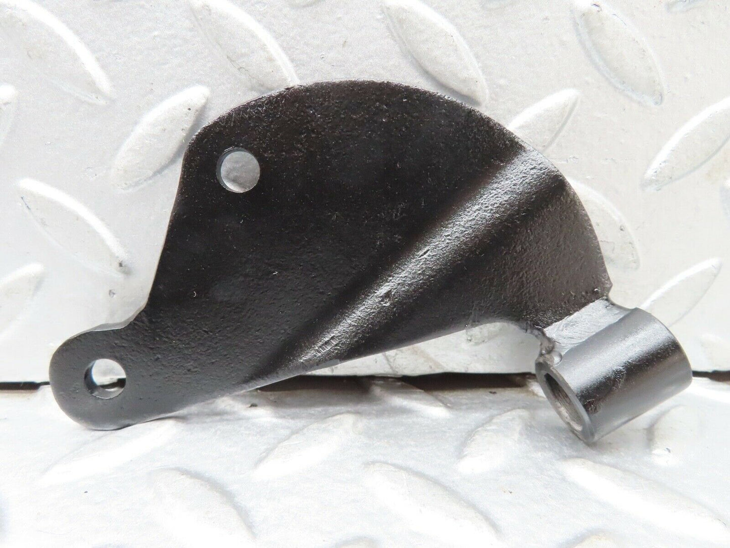 18834 Mercedes-Benz W121 190b Ponton Engine Mount Bracket Left & Right